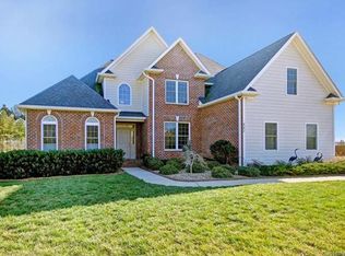 883 E Monbo Rd, Statesville, NC 28625