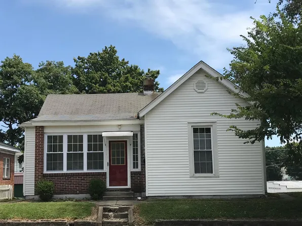 8 & 1/2 SE 7th St, Washington, IN 47501