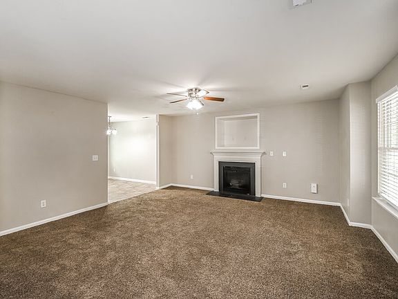 5th image of 8819 Twisted Pine Dr