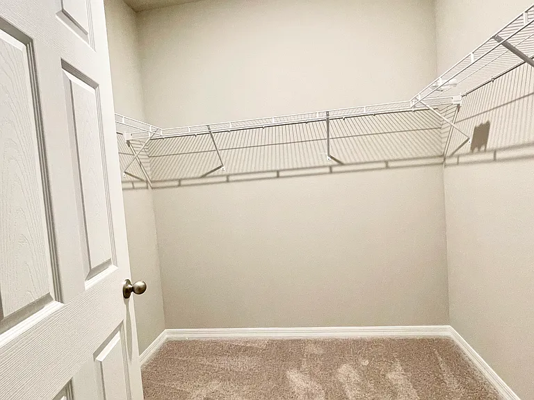 332 S Zuni Rd — Photo 18