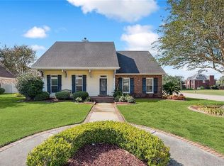 3804 Lake Lynn Dr, Gretna, LA 70056
