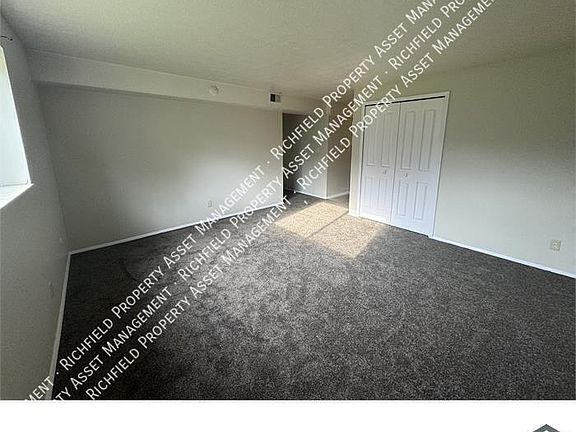2nd image of 1803 Cromwell Dr APT 1