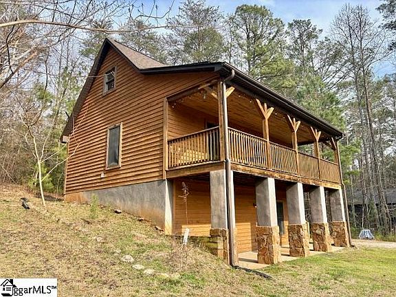 3rd image of 17 River Rock Ct