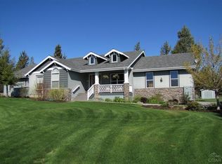 20980 NE Scottsdale Dr, Bend, OR 97701