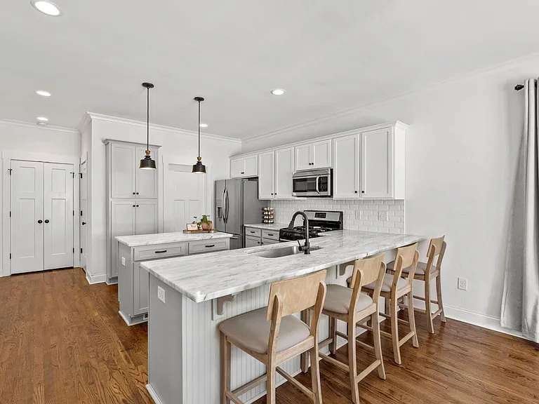 109 W Circle Ave — Photo 13