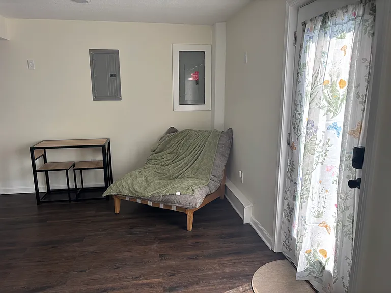 730 Chelsea Ct — Photo 6