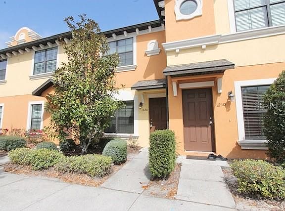 3rd image of 1220 Windsor Lake Cir