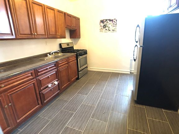 3rd image of 415 Lefferts Ave APT E11