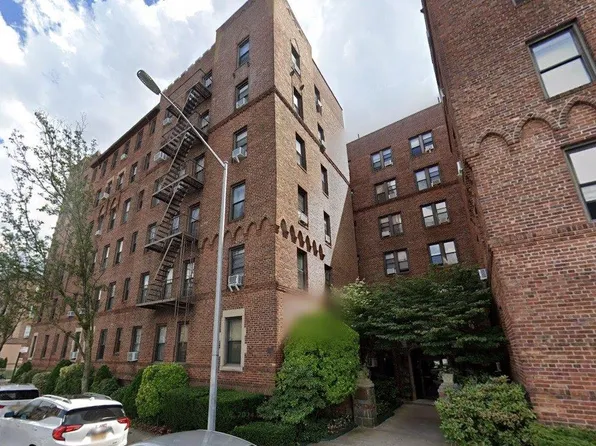 167-10 Crocheron Avenue #6R, Flushing, NY 11358