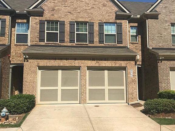 Front elevation. House located is a quite corner of the subdivision. Lot of sunlight in the house through out daytime.