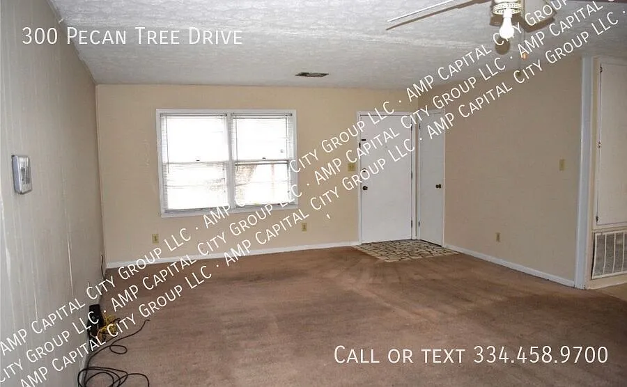 Building Photo - 300 Pecan Tree Dr