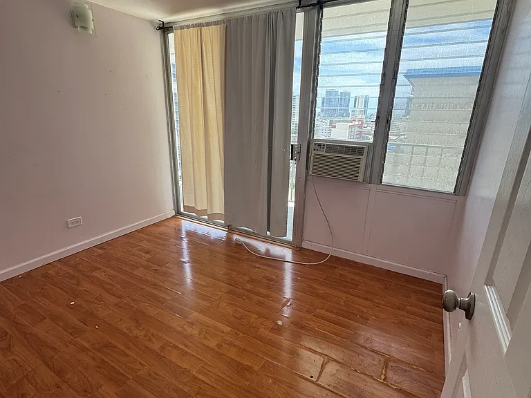 1121 Wilder Ave #900B — Photo 3