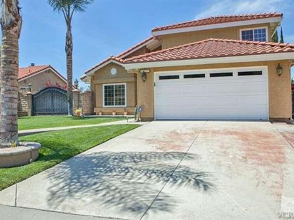 2nd image of 4089 N Cedarpine Ln
