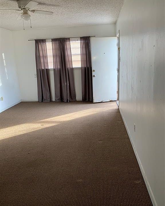 2nd image of 533 En 20th St