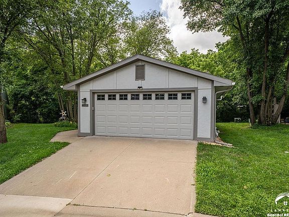 2nd image of 4033 Crossgate Ct