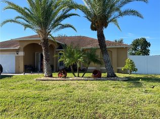 140 SE 19th Ln, Cape Coral, FL 33990