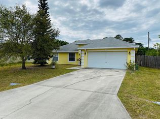 458 Biscayne Ave NW, Palm Bay, FL 32907