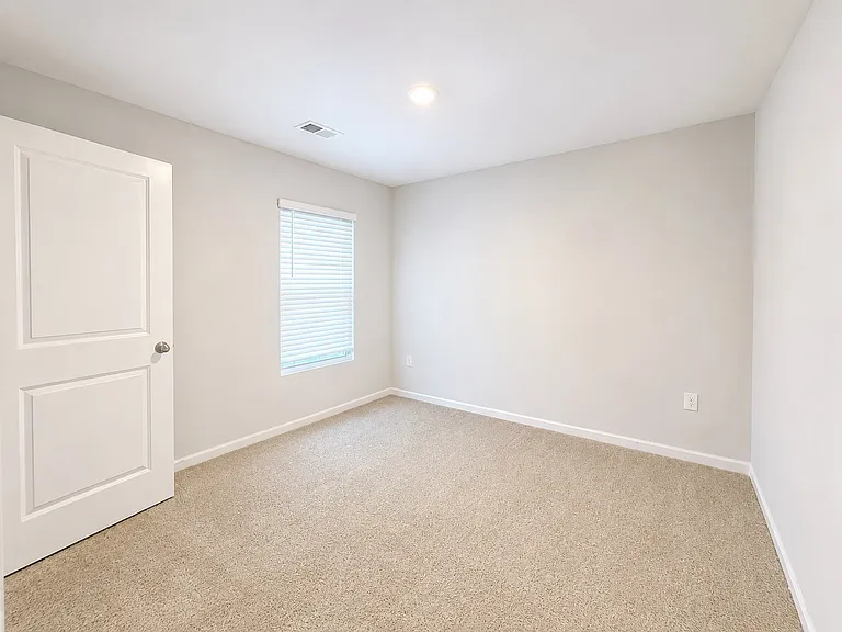 1415 Deer Hollow Run — Photo 16
