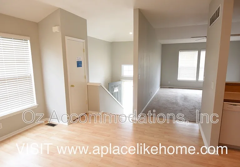 1151 N Martway Dr #101 — Photo 5