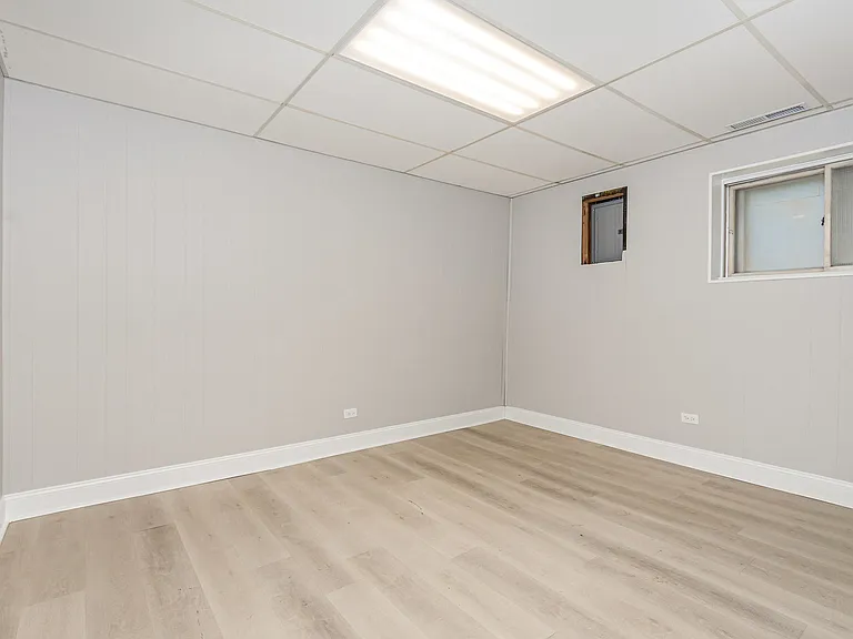 29 Robin Hill Dr — Photo 11