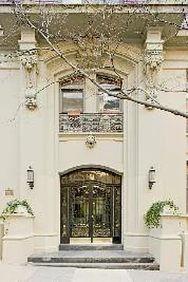 Sold by Corcoran | media 12