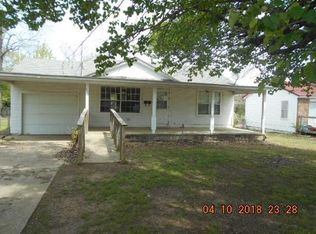 409 NE 2nd St, Spiro, OK 74959