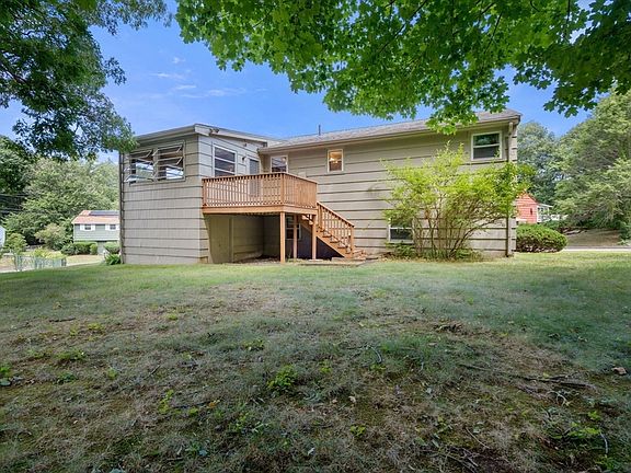 4th image of 6 Gallagher Dr