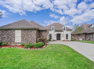 6157 Pelican Crossing Dr, Gonzales, LA 70737