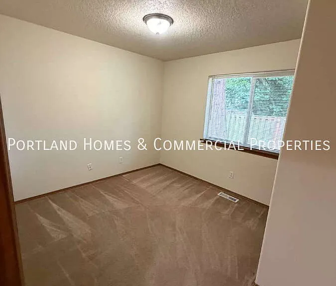 3456 SE Harvey St #3456 — Photo 8