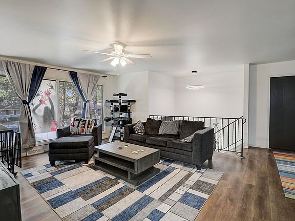 3rd image of 2786-2788 Lyman Ln