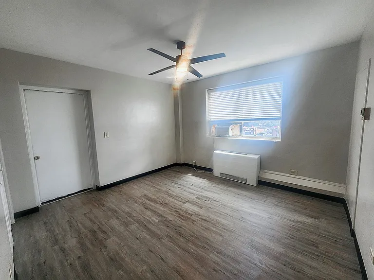 Ashley Towers — Photo 35