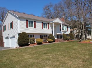 19 Ladyslipper Ln, Stoughton, MA 02072