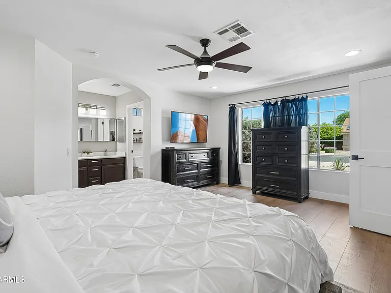 4451 W Creedance Blvd — Photo 16