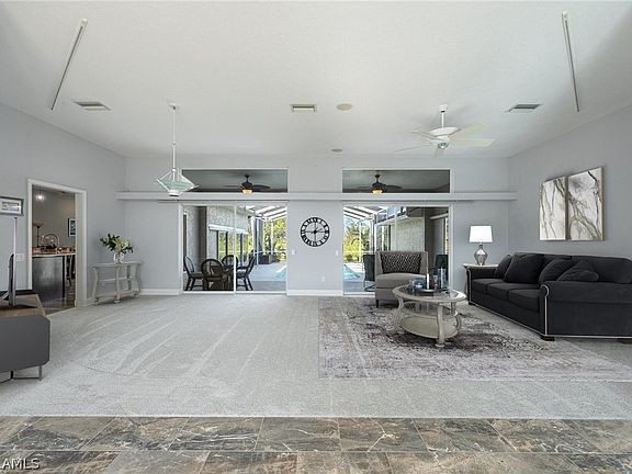 5th image of 7437 Escondido St
