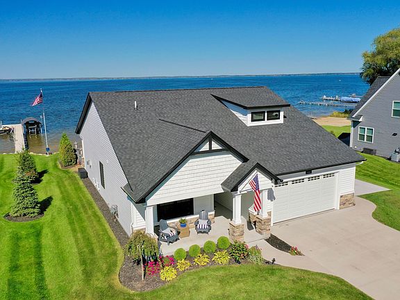 2nd image of 4888 W Houghton Lake Dr
