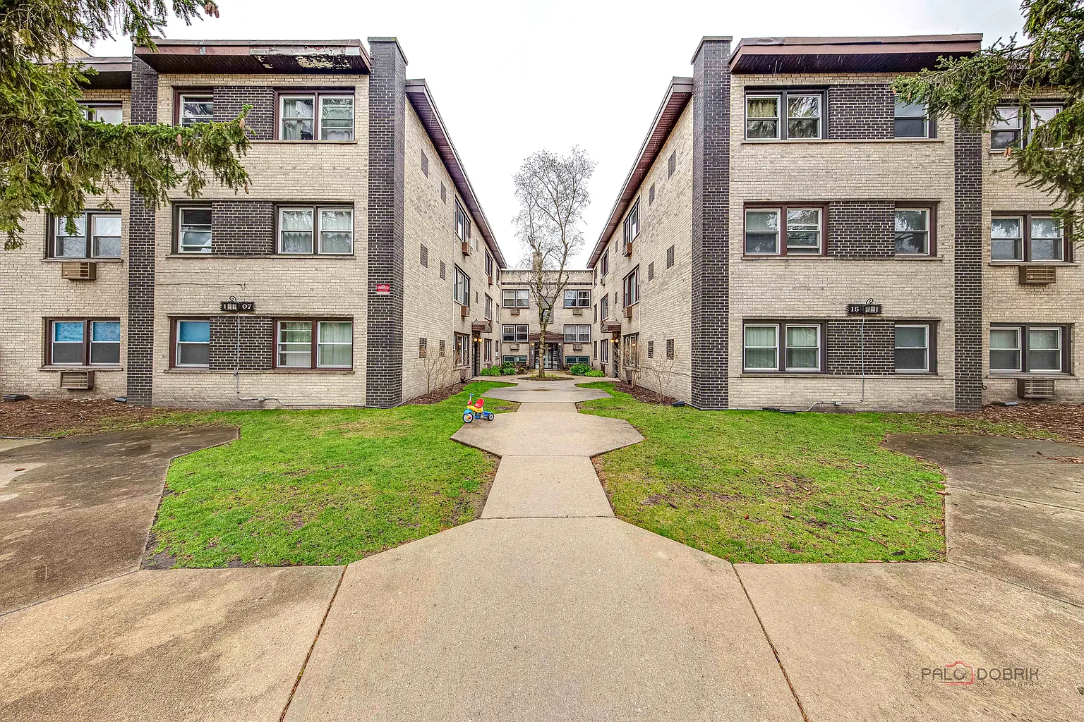 1511 W Birchwood Ave APT 2E photo 1