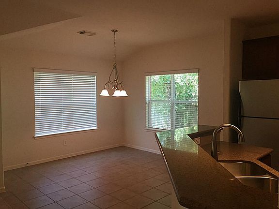 3rd image of 130 Bryce Branch Cir