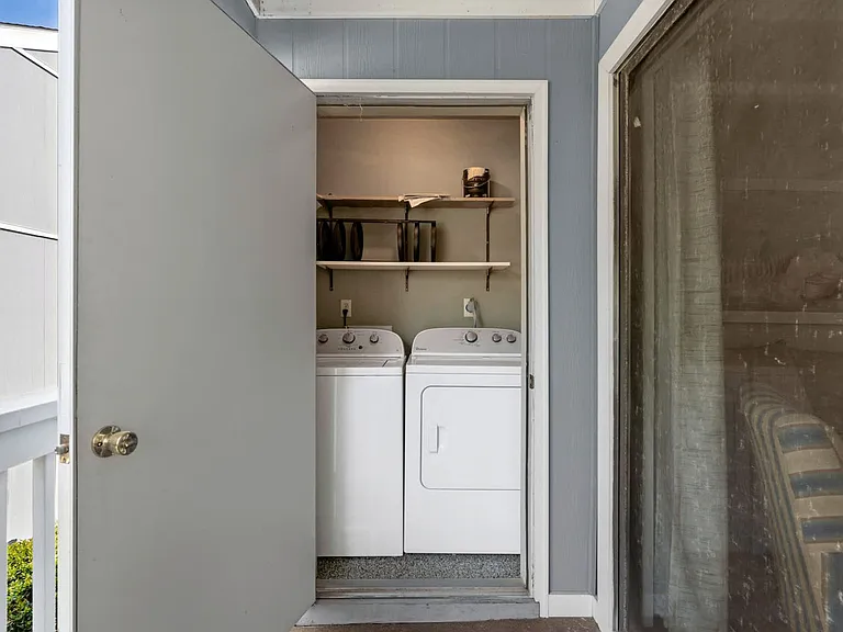 Laundry Room Cabinet