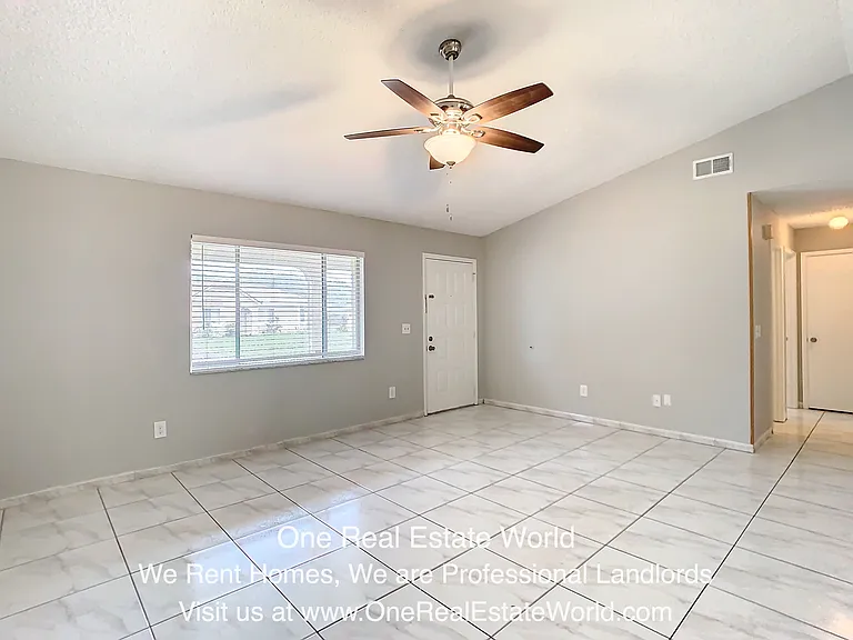 12929 Ohio Woods Ln — Photo 10