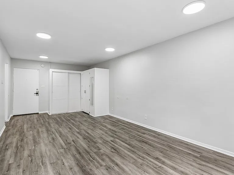 1253 Havenhurst Drive — Photo 37