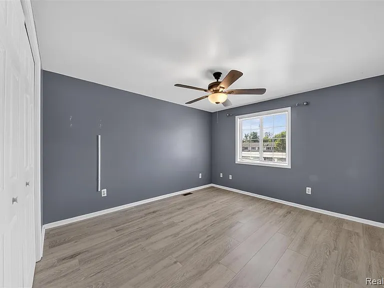 16515 Terrace Village Dr — Photo 30