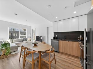 648 Lea Ave #404, Coquitlam, BC V3J4H4