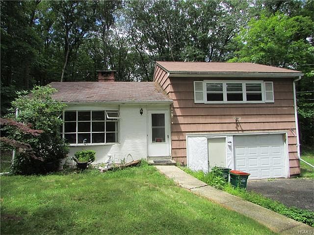1st image of 37 Pine Woods Rd