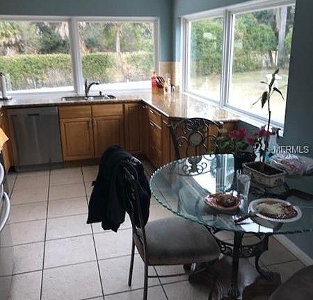 3rd image of 7106 Creekside Ct