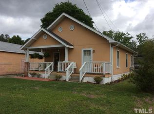 1106 Denim Dr, Erwin, NC 28339