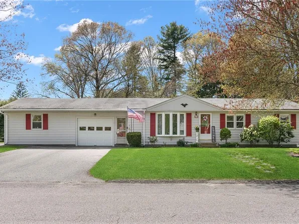 99 Old Homestead Rd, Warwick, RI 02889