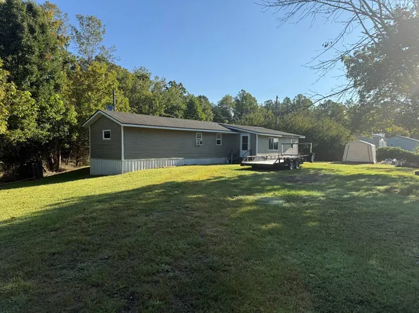 15 Horse Ridge Dr, Grantsville, WV 26147