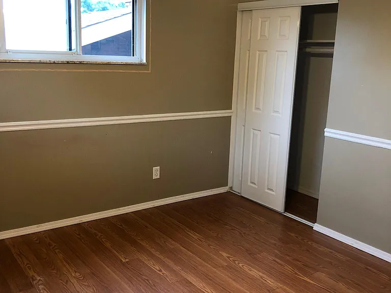 831 Kerry Hill Dr — Photo 8