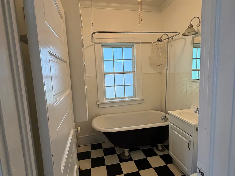 806 S Trenton Ave — Photo 12