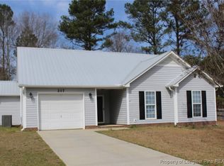 217 Hobson Ct, Raeford, NC 28376
